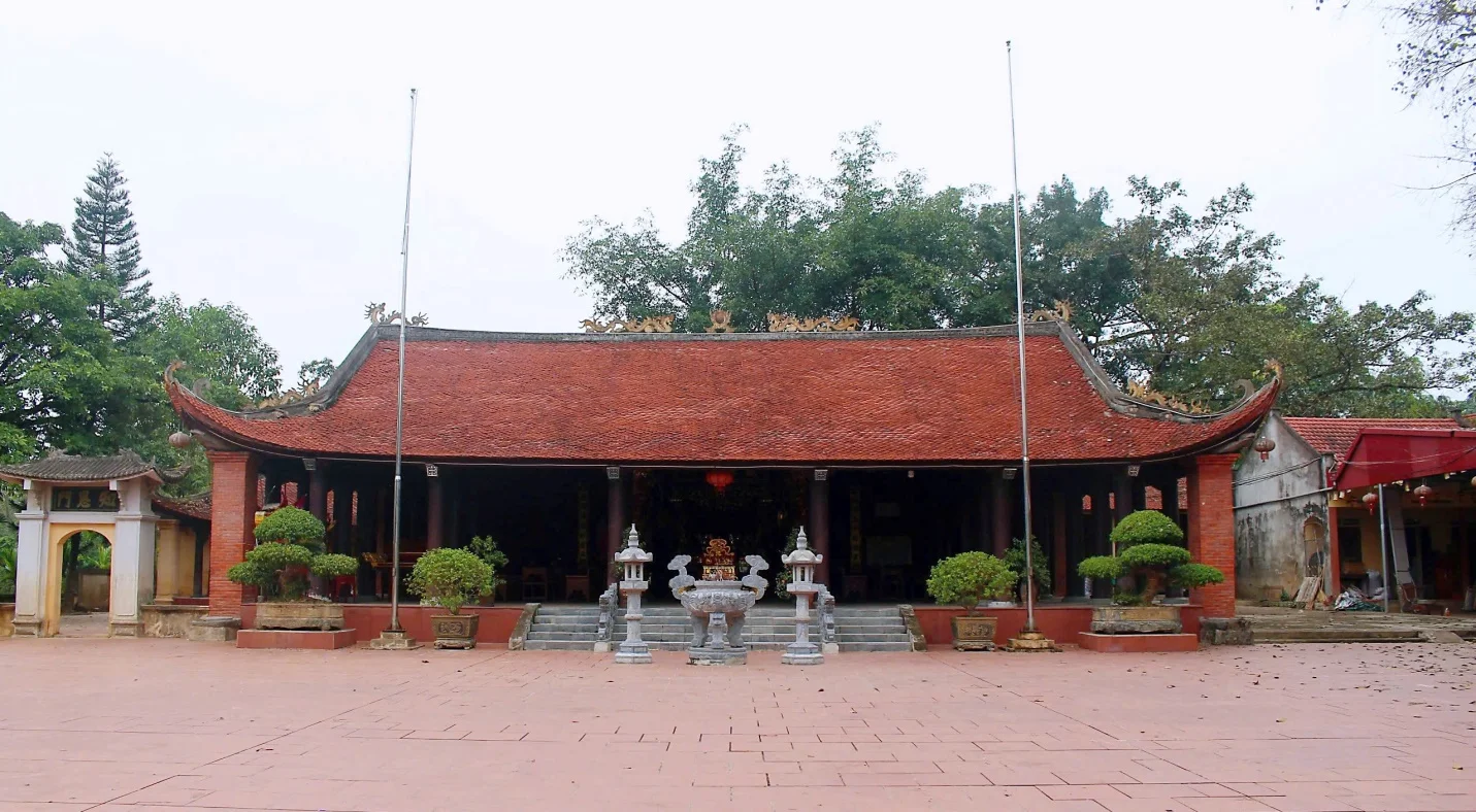 Đình Văn Phú (Đình Cả) xã Cẩm Khê