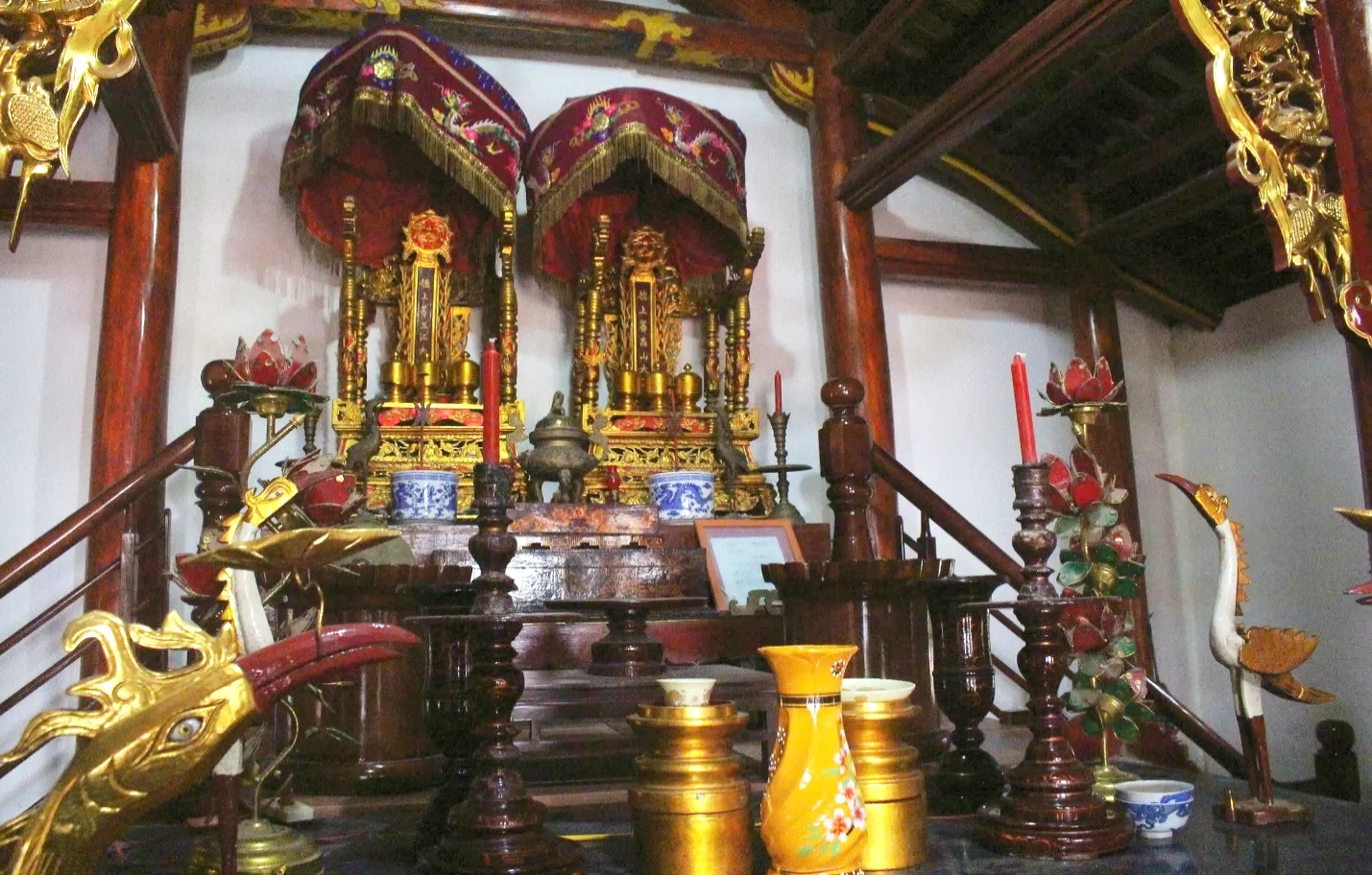 Gian thượng cung đình Bình Phú