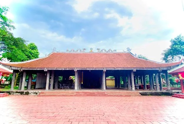 Tòa chính của Đình Thổ Khối